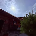 Restauracja I Izba Rybacka W Krainie Wygaslych Wulkanow Daire Podgorki