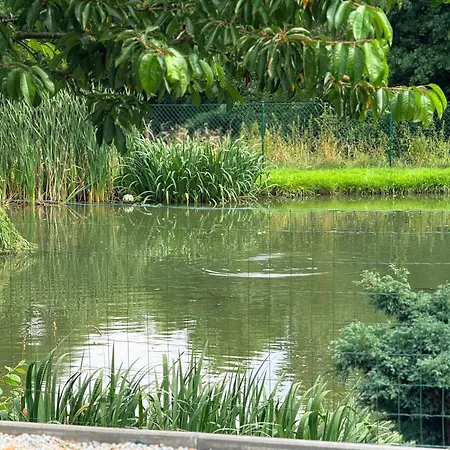 아파트 Restauracja I Izba Rybacka W Krainie Wygaslych Wulkanow