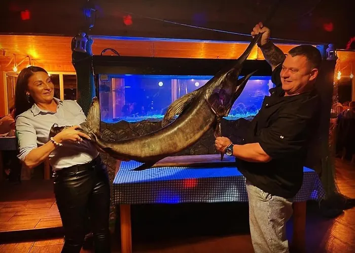 Restauracja I Izba Rybacka W Krainie Wygaslych Wulkanow 아파트 Podgorki