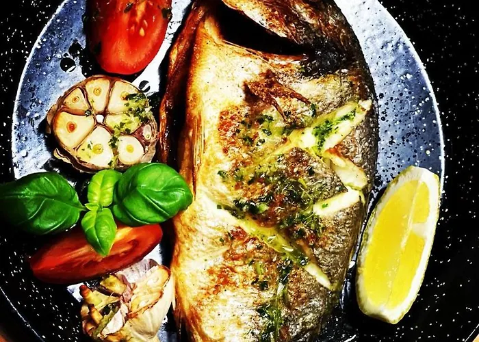 Restauracja I Izba Rybacka W Krainie Wygaslych Wulkanow Podgorki