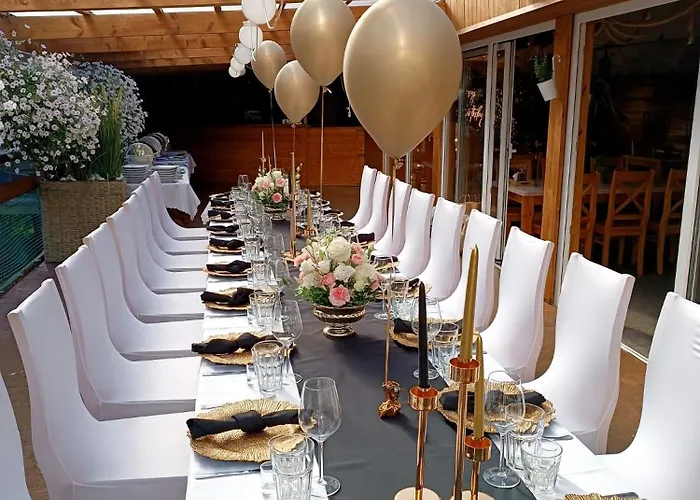 아파트 Restauracja I Izba Rybacka W Krainie Wygaslych Wulkanow