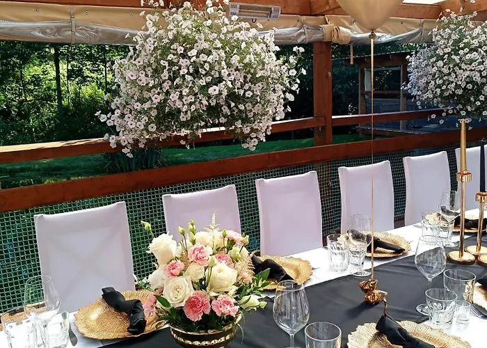 아파트 Restauracja I Izba Rybacka W Krainie Wygaslych Wulkanow