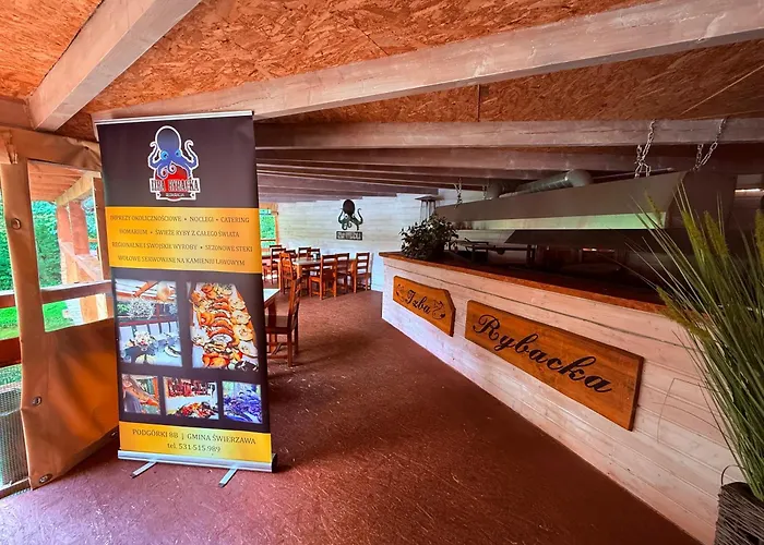 Restauracja I Izba Rybacka W Krainie Wygaslych Wulkanow *