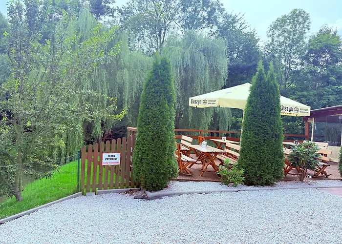 Restauracja I Izba Rybacka W Krainie Wygaslych Wulkanow * Podgorki